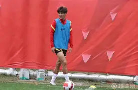 拉齐奥vs那不勒斯爱游戏APP下载